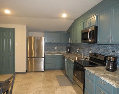12069 Joyce Lane - Photo Thumbnail 17