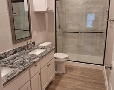 3118 Hemphill Street - Photo Thumbnail 6