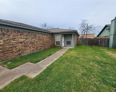 348 Spring Branch Lane - Photo Thumbnail 6
