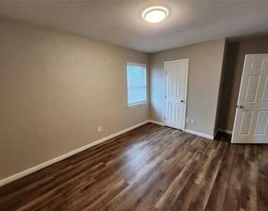 348 Spring Branch Lane - Photo Thumbnail 20