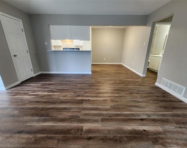 348 Spring Branch Lane - Photo Thumbnail 9