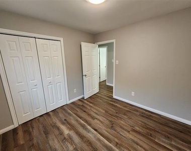 348 Spring Branch Lane - Photo Thumbnail 18