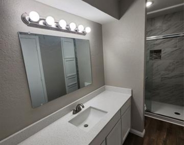 348 Spring Branch Lane - Photo Thumbnail 4