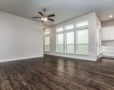 4944 Mckinney Hollow Drive - Photo Thumbnail 6