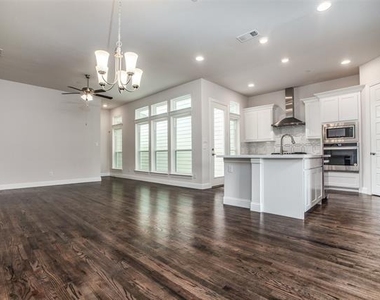 4944 Mckinney Hollow Drive - Photo Thumbnail 7