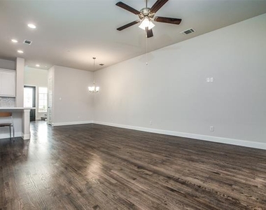 4944 Mckinney Hollow Drive - Photo Thumbnail 3