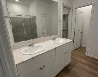 3205 Kiskadee Court - Photo Thumbnail 17