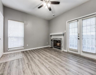 8601 Park Lane - Photo Thumbnail 3