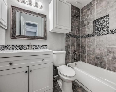 8601 Park Lane - Photo Thumbnail 10