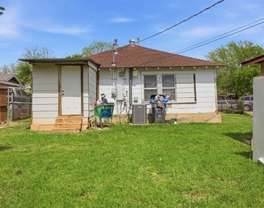 2634 Emmett Street - Photo Thumbnail 19