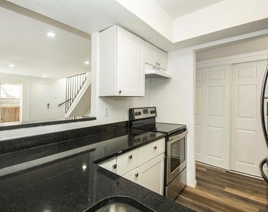 2611 Via Cordova - Photo Thumbnail 10