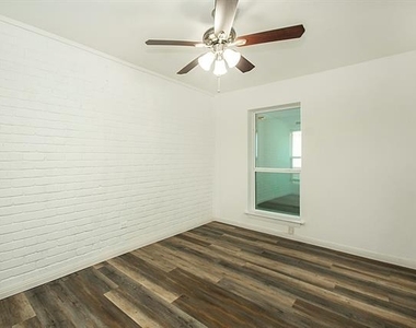2611 Via Cordova - Photo Thumbnail 15