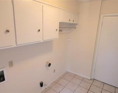 5624 Woodway Drive - Photo Thumbnail 17