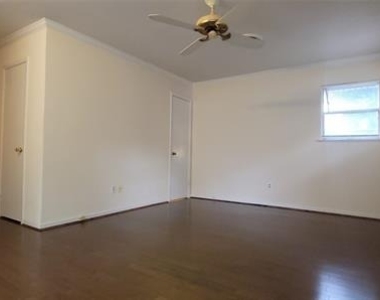 5624 Woodway Drive - Photo Thumbnail 22