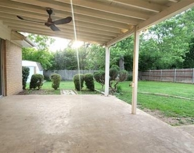 5624 Woodway Drive - Photo Thumbnail 32