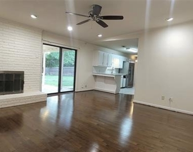 5624 Woodway Drive - Photo Thumbnail 16