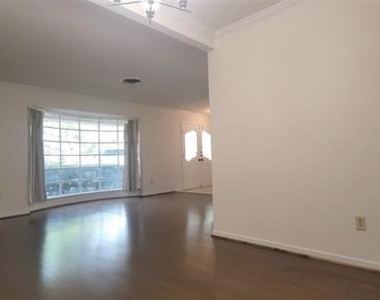 5624 Woodway Drive - Photo Thumbnail 14
