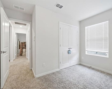 224 Monarch Way - Photo Thumbnail 25