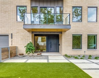 3526 Cragmont Avenue - Photo Thumbnail 2
