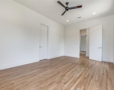 3526 Cragmont Avenue - Photo Thumbnail 28