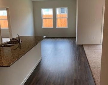6521 Trident Court - Photo Thumbnail 8