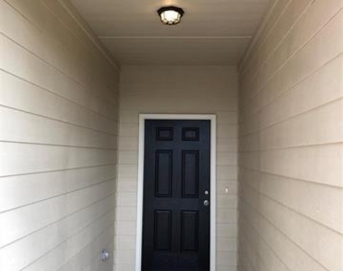 6521 Trident Court - Photo Thumbnail 3
