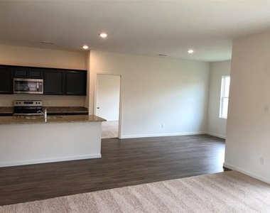 6521 Trident Court - Photo Thumbnail 10