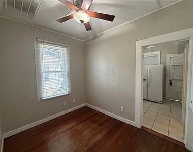 1609 Virginia Place - Photo Thumbnail 5