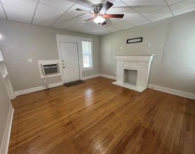 1609 Virginia Place - Photo Thumbnail 1