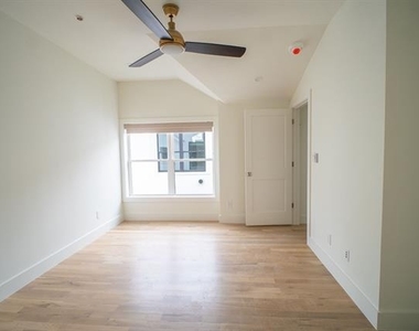 4505 Emerson Avenue - Photo Thumbnail 34