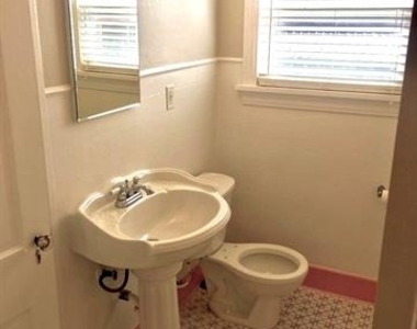 2565 Rogers Avenue - Photo Thumbnail 6