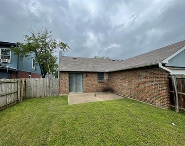 9415 Rutherglen Drive - Photo Thumbnail 17
