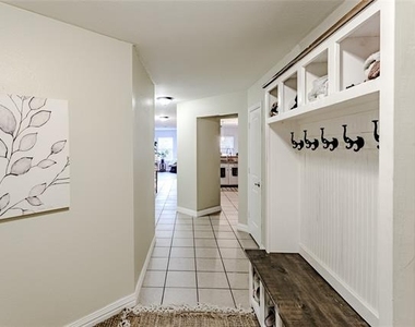 2048 Lake Trail Drive - Photo Thumbnail 2
