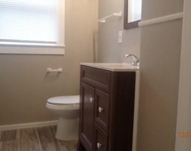 5736 Worth Street - Photo Thumbnail 9