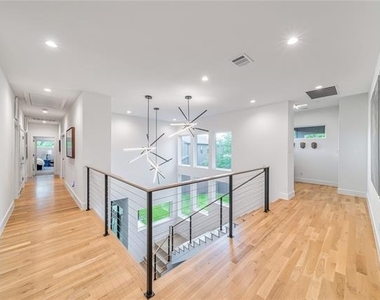 9753 Mixon Drive - Photo Thumbnail 13