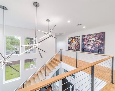 9753 Mixon Drive - Photo Thumbnail 12