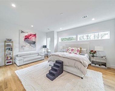 9753 Mixon Drive - Photo Thumbnail 14