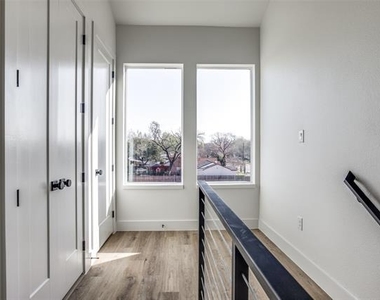 2143 Mail Avenue - Photo Thumbnail 11