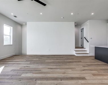 2143 Mail Avenue - Photo Thumbnail 7