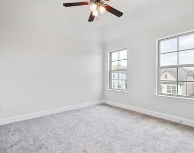1752 Blakely Place - Photo Thumbnail 22