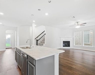 1752 Blakely Place - Photo Thumbnail 11
