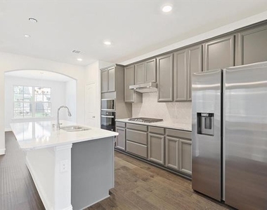 1752 Blakely Place - Photo Thumbnail 12