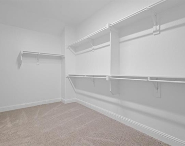 1752 Blakely Place - Photo Thumbnail 20