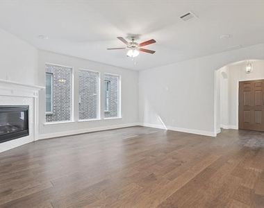 1752 Blakely Place - Photo Thumbnail 8