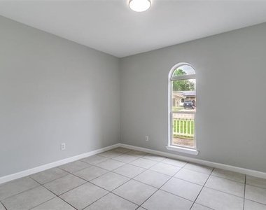 5101 Longhorn Trail - Photo Thumbnail 17