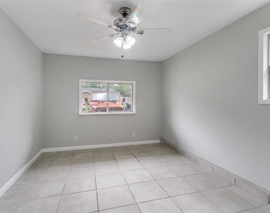 5101 Longhorn Trail - Photo Thumbnail 15
