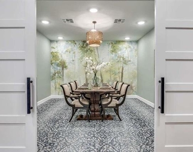 820 W Mcleroy Boulevard - Photo Thumbnail 5