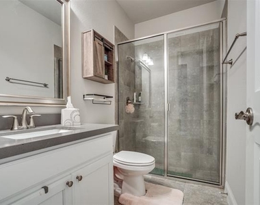 7915 Sunflower Lane - Photo Thumbnail 9