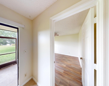 321 Olivewood Terrace - Photo Thumbnail 10