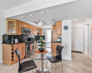 333 Ne 21st Avenue - Photo Thumbnail 4